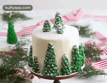 Christmas Cake - Free animated GIF - PicMix