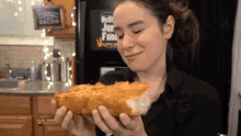 Kissing Delicious GIF - Kissing Delicious Yummy GIFs