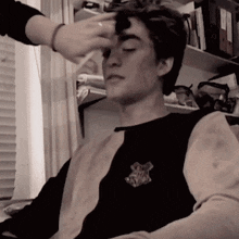 Cedric Diggory Robert Pattinson GIF - Cedric Diggory Robert Pattinson Harry Potter GIFs