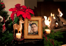 Zac Efron Christmas GIF - Zac Efron Christmas Holiday GIFs