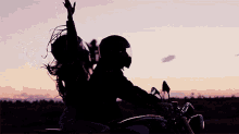 Motorcycle Couple Out On A Date Together On A Bike GIF - Motorcycle Couple Out On A Date Together On A Bike Riding A Bike GIFs
