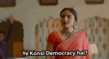 Ye Konsi Democracy Hai Kaun Banegi Shikharwati GIF - Ye Konsi Democracy Hai Kaun Banegi Shikharwati Applause Entertainment GIFs