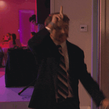 Loser Dance Alan Heitz GIF - Loser Dance Alan Heitz I Think You Should Leave With Tim Robinson GIFs
