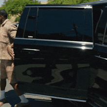 Getting Out Of The Car Symba GIF - Getting Out Of The Car Symba Stepping Out The Car GIFs