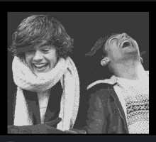 Harry Styles Louis Tomlinson GIF - Harry Styles Louis Tomlinson Laughing GIFs