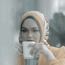 Siti Nurhaliza Siti Tea GIF - Siti Nurhaliza Siti Tea Tea GIFs