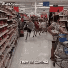Run There Gonna Come For You GIF - Run There Gonna Come For You Theyre Coming GIFs
