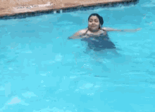 Feelingconfused Whatsgoingon GIF - Feelingconfused Whatsgoingon Swimming GIFs
