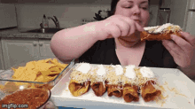 Foodie Beauty Chantal GIF - Foodie Beauty Chantal Tacos GIFs