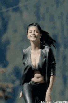 Bollywood Actress GIF - Bollywood Actress Jumping Walk GIFs