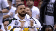Get Over Here Clap GIF - Get Over Here Clap Drake GIFs