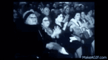 Old Woman Clapping Clapping GIF - Old Woman Clapping Clapping Audience GIFs