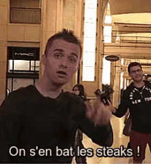 On S'En Bat Les Steaks ! GIF - On Sen Fout Osef Je Men Fous GIFs