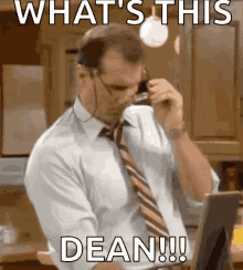 Married With Children Al Bundy GIF - Married With Children Al Bundy Squinting GIFs