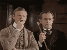 шерлок холмс ливанов соломин курить хмм осуждаю GIF - Sherlock Holmes Livanov Solomin GIFs