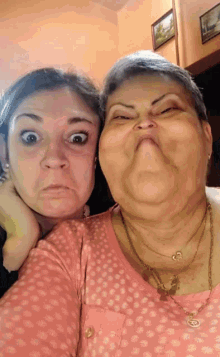 Divertido Selfie GIF - Divertido Selfie Make Face GIFs