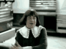 Berries And Cream Dance GIF - Berries And Cream Dance Look At Me GIFs