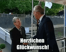 Feuerstein & Schmidt GIF - Herbert Feuerstein Harald Schmidt Glückwunsch GIFs