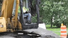 Road Works Truck GIF - Road Works Truck Construction Truck GIFs