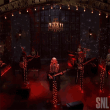 performing phoebe bridgers i know the end song saturday night live singing