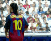 Ronaldinho David Beckham GIF - Ronaldinho David Beckham Barca GIFs