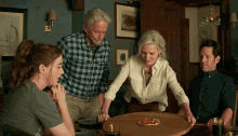 Antman Family Cassie Lang GIF - Antman Family Cassie Lang Pizza GIFs