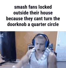 Smash Bros Locked Outside Their House GIF - Smash Bros Locked Outside Their House Because They Cant Turn The Doorknob A Quarter Circle GIFs