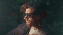 Alex Turner Hair Flip GIF - Alex Turner Hair Flip Look GIFs