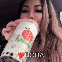 boba drinking milk tea pearl drink