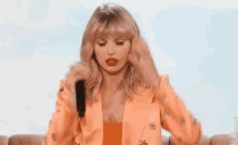 Confused Taylor Swift GIF - Confused Taylor Swift GIFs