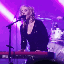 Mothermothermusic Mother Mother Band GIF - Mothermothermusic Mother Mother Band Jasmin Parkin GIFs