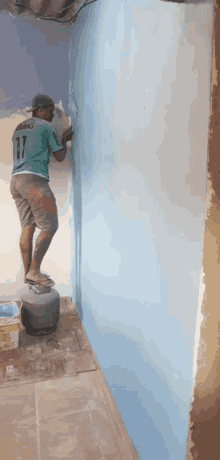 Painting Wall GIF - Painting Wall Busy GIFs
