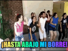 Hasta Abajo Mi Borre Dancing GIF - Hasta Abajo Mi Borre Dancing Dance Moves GIFs