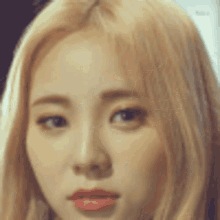 Loona Jinsoul GIF - Loona Jinsoul Covering Eyes GIFs