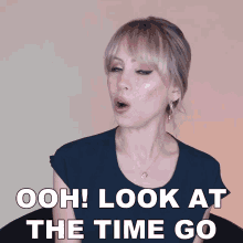 Ooh Look At The Time Go Superholly GIF - Ooh Look At The Time Go Superholly Time Went By Fast GIFs