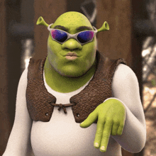 Shrek Diva GIF - Shrek Diva GIFs