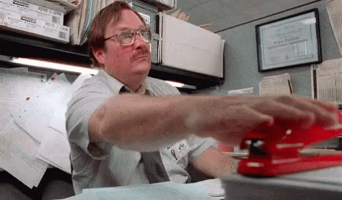 Milton Welcome Office Space Welcome GIF - Milton Welcome Office Space Welcome Welcome Stapler GIFs