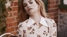 Lily James Yes GIF - Lily James Yes My Neck Hurts GIFs