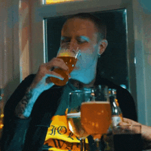 Drinking Beer Cal Graham GIF - Drinking Beer Cal Graham The Chisel GIFs