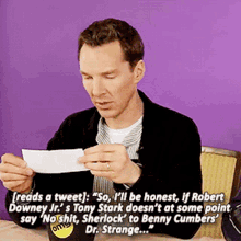 Benedict Cumberbatch Reads Tweet GIF - Benedict Cumberbatch Reads Tweet Sherlock GIFs