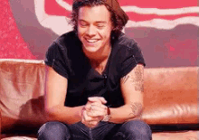 Blushing GIF - One Direction 1d Harry Styles GIFs