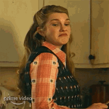 Youre Not Stingy With Money Mom GIF - Youre Not Stingy With Money Mom Tender Bar GIFs