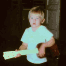 Kurt Cobain Cobain GIF - Kurt Cobain Cobain Baby Kurt GIFs