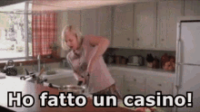 Casino Disastro Ho Fatto Un Casino Guaio Che Guaio Cucinare GIF - Mess Screw Up Disaster GIFs