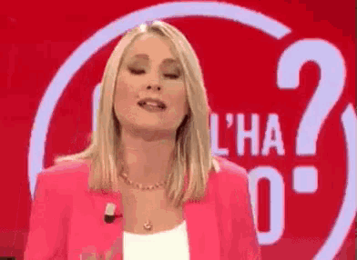 Chi L Ha Visto Federica Sciarelli Michele Caruso La Devi Piantare La Devi Smettere Smettila Piantala GIF Basta Stop Enough Discover Share GIFs