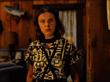 Eleven Hopper What'S Going On GIF - Eleven Hopper What'S Going On GIFs