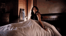 Katherine Pierce In Bed GIF - Katherine Pierce In Bed GIFs