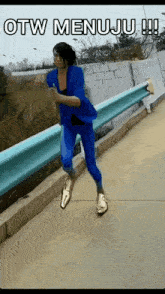 Lanseyaoji Blue Suit Run Meme GIF - Lanseyaoji Blue Suit Run Meme Blue Enchantress GIFs