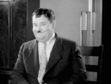 Laurel And Hardy Wave GIF - Laurel And Hardy Wave GIFs
