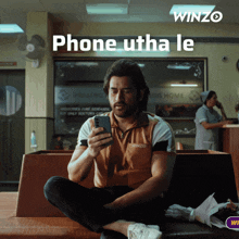 Dhoni Winzo GIF - Dhoni Winzo Phone Utha Le GIFs